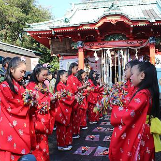 Fuyu Dance Tradition