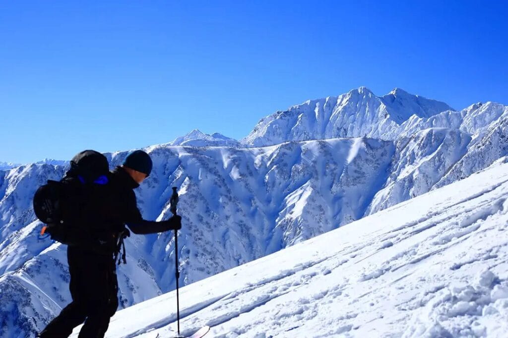 hiking in japan in winter