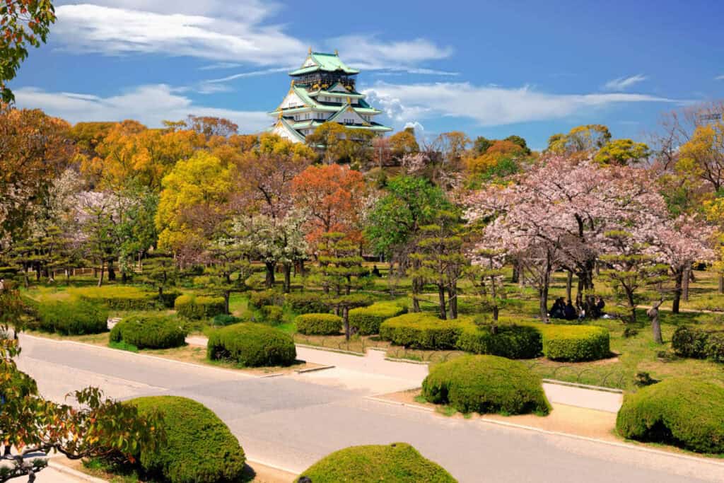 Lâu Đài Osaka